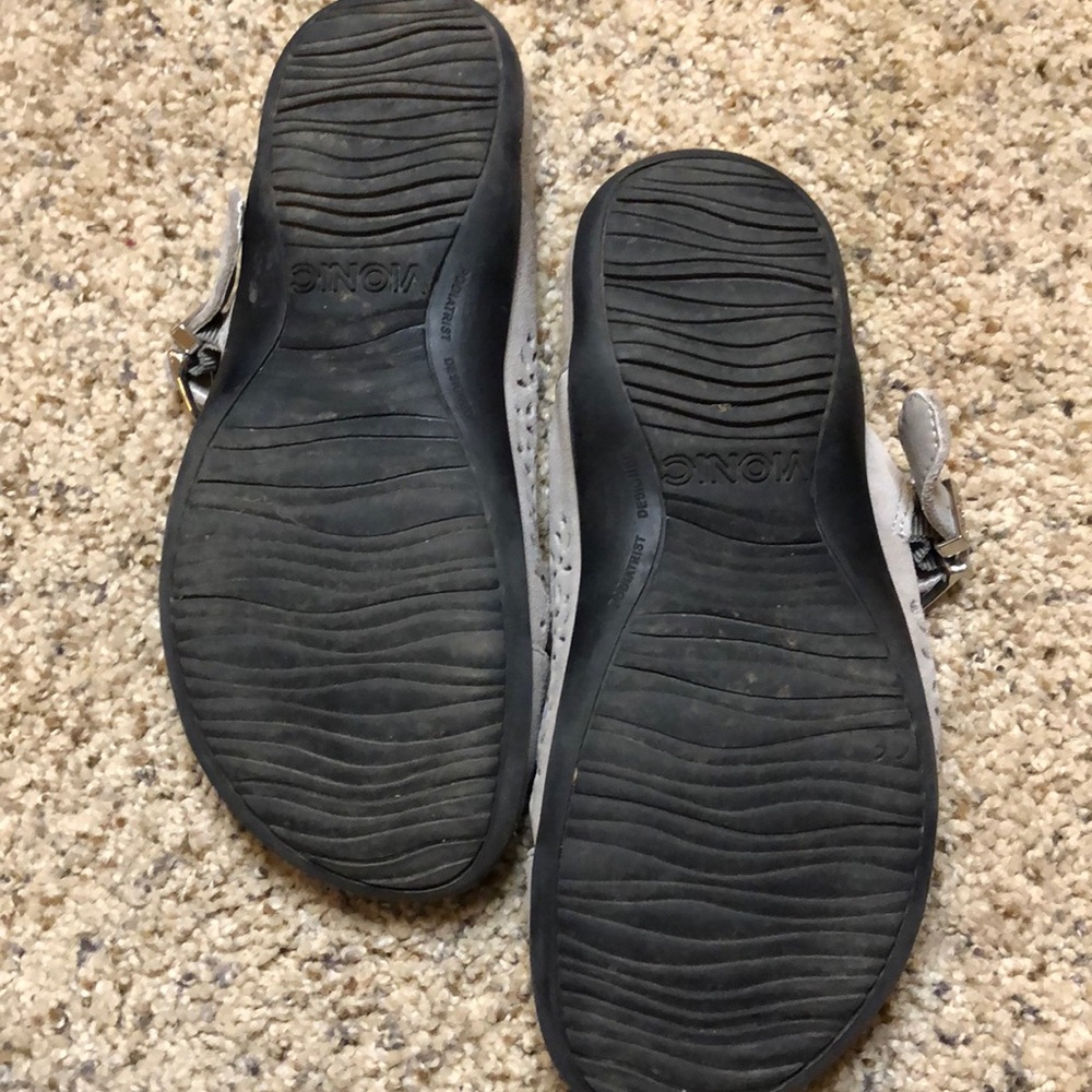 Grey Vionic Slides - Picture 2 of 4